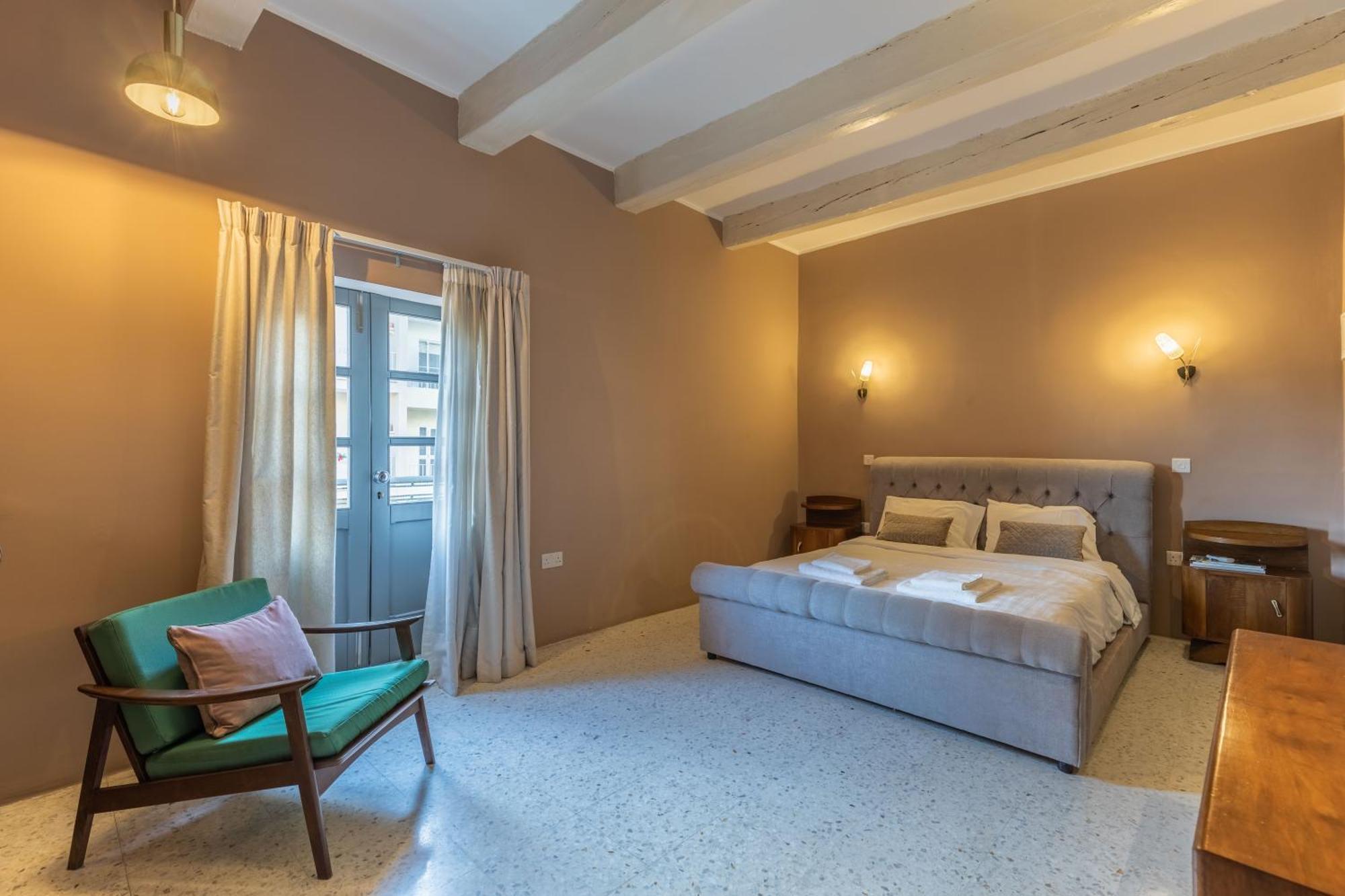 Stylish Retro Suites Флориана Экстерьер фото