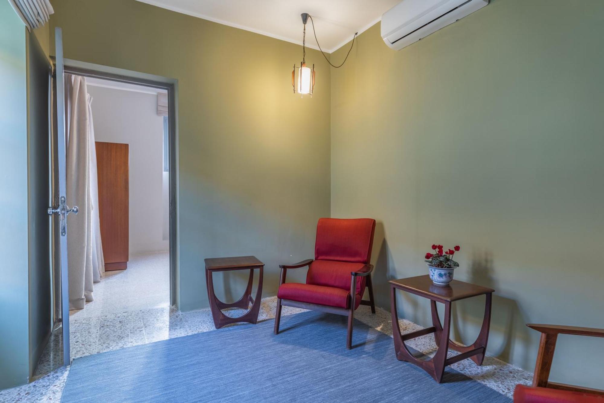 Stylish Retro Suites Флориана Экстерьер фото