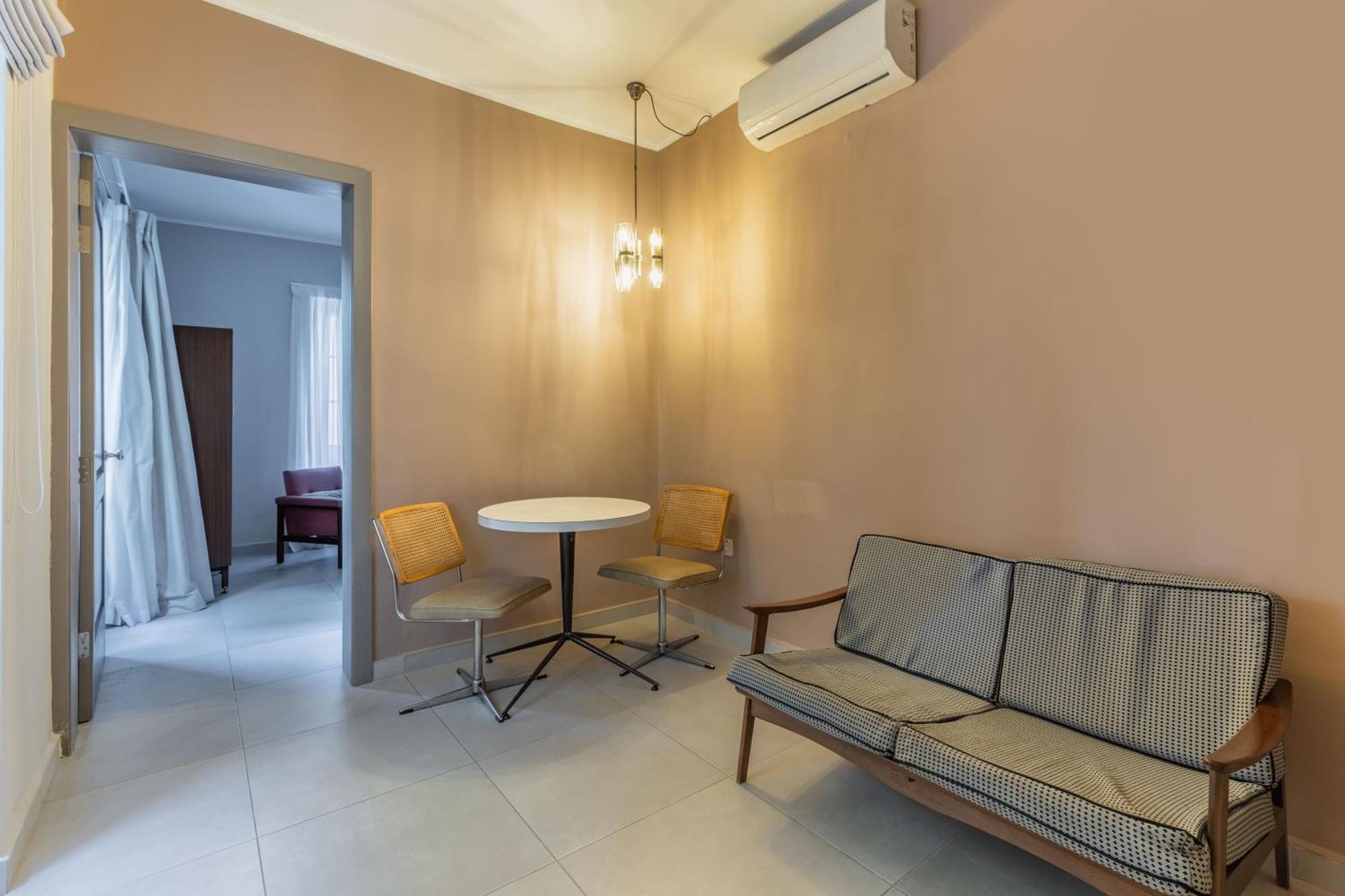 Stylish Retro Suites Флориана Экстерьер фото